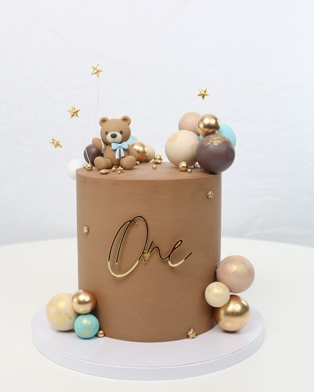 My Little Brown Bear, a bespoke Gourmet Cake by Cakes Designs 3NL