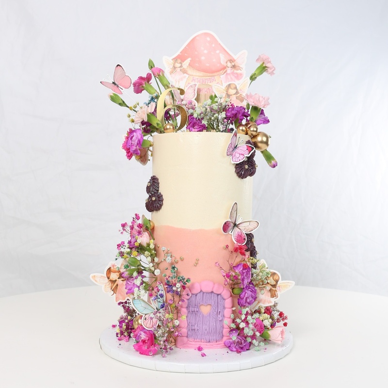 Fairy Door Garden, a bespoke Gourmet Cake by Cakes Designs 3NL