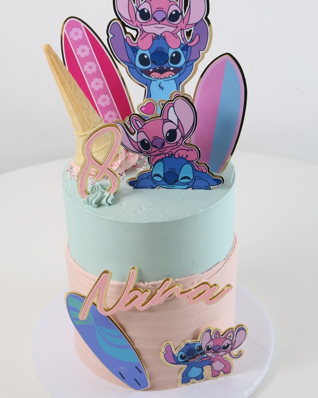 Stitch at the Beach, a bespoke Gourmet Cake by Cakes Designs 3NL