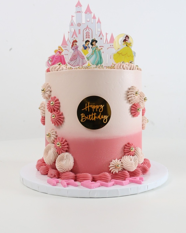 Princess Castle, a bespoke Gourmet Cake by Cakes Designs 3NL