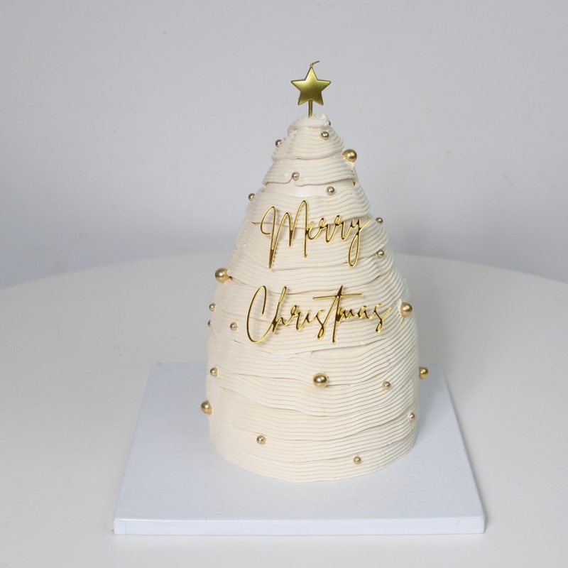 Golden Star of Christmas, a bespoke Gourmet Cake by Cakes Designs 3NL