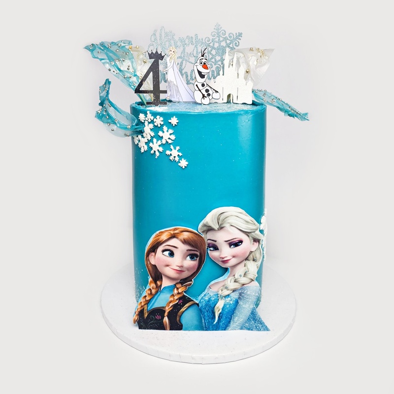 Summer at Frozen Kingdom, a bespoke Gourmet Cake by Cakes Designs 3NL