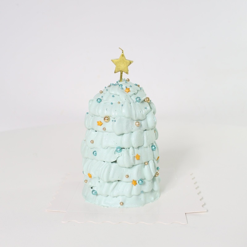Mint Christmas Tree, a bespoke Gourmet Cake by Cakes Designs 3NL