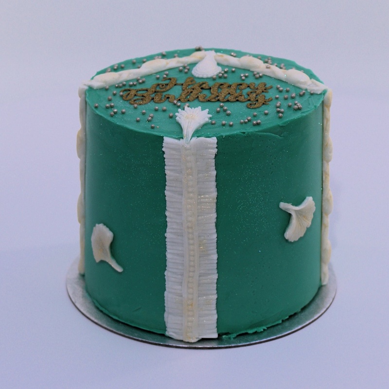 Green Glory Kickoff, a bespoke Gourmet Cake by Cakes Designs 3NL
