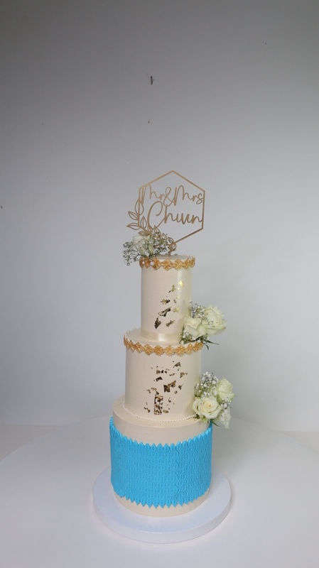 Golden Lagoon Serenade, a bespoke Gourmet Cake by Cakes Designs 3NL