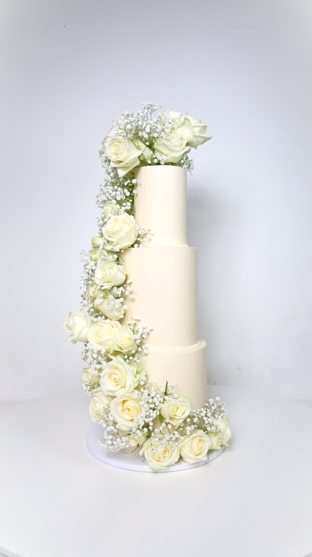 Wedding, White Bloom Spell, a bespoke Gourmet Cake by Cakes Designs 3NL