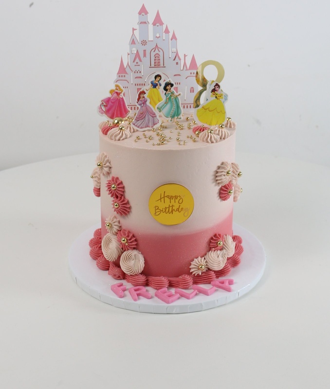 Princess Castle, a bespoke Gourmet Cake by Cakes Designs 3NL