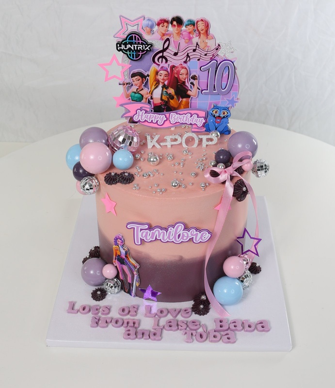 K-pop Birthday, a bespoke Gourmet Cake by Cakes Designs 3NL