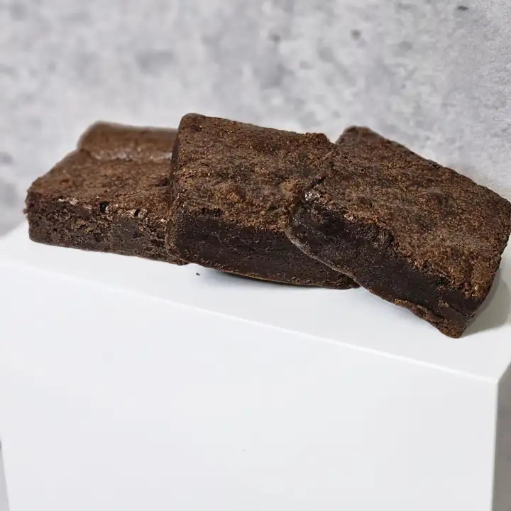 Brownie blocks, rich and fudgy, by Cakes Designs 3NL