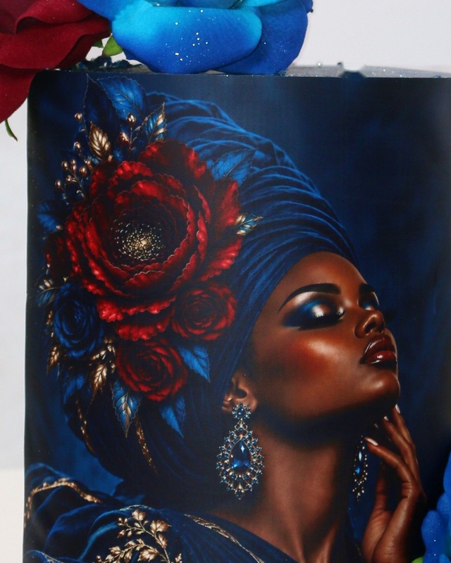 Crowned Sapphire, Detalhe do Retrato, um Bolo Gourmet por medida da Cakes Designs 3NL