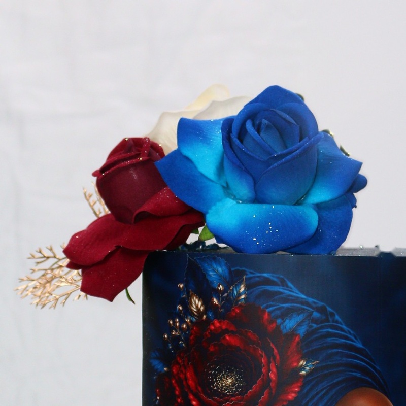 Crowned Sapphire, Coroa de Rosas, um Bolo Gourmet por medida da Cakes Designs 3NL